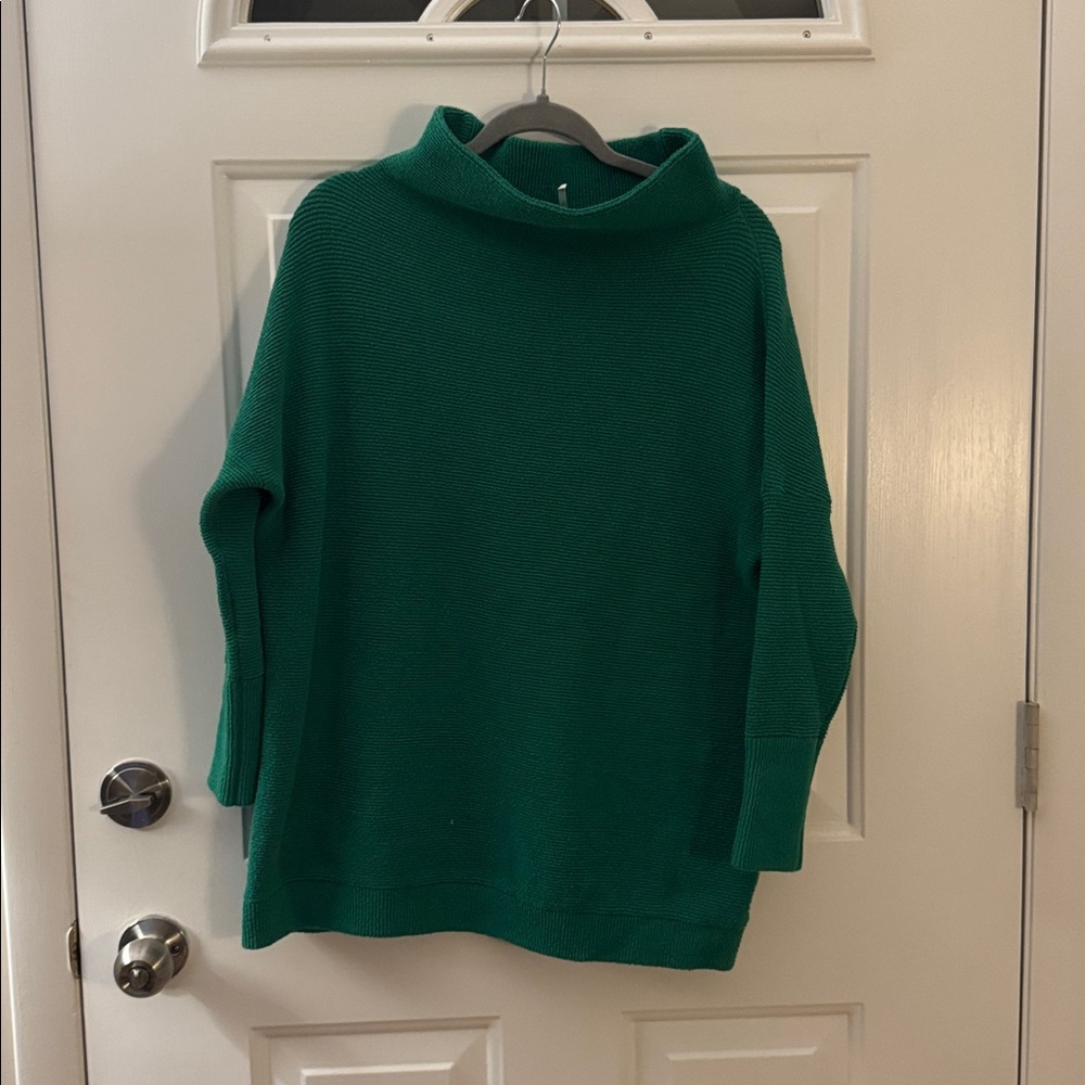 Free People Ottoman slouch Sweaters in Green Mockneck - Picture 5 of 5